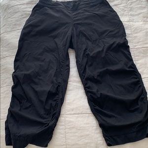 LULULEMON DANCE STUDIO CROP!